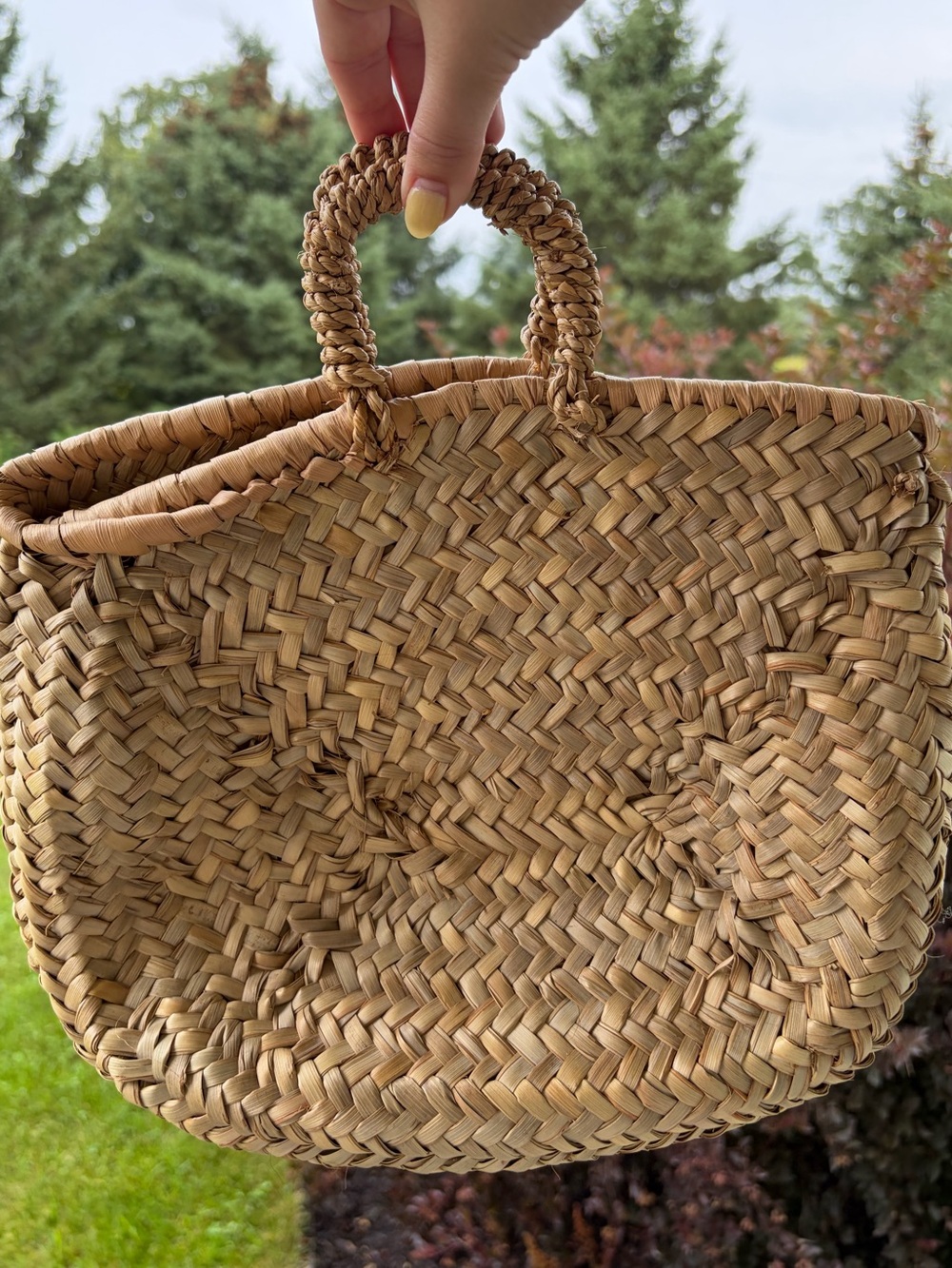 Small handmade woven straw basket bag braided loop handles made in Spain purse - Picture 4 of 4